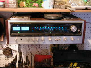 Pioneer SX-838 receiver